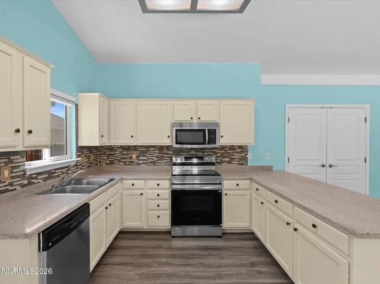 158 Rosecrest, Fernley, Nevada 89408, 3 Bedrooms Bedrooms, ,2 BathroomsBathrooms,Residential,Residential,Rosecrest,0,260007809