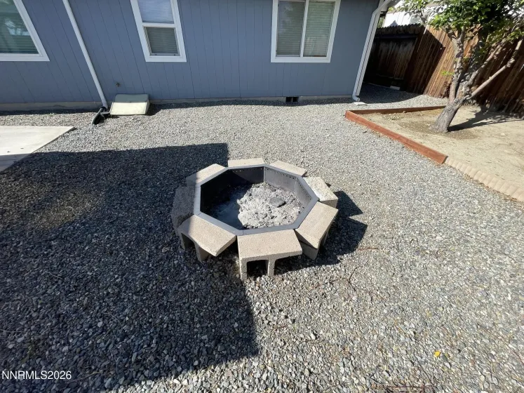 1012 Rose Bud, Yerington, Nevada 89447, 3 Bedrooms Bedrooms, ,2 BathroomsBathrooms,Residential,Residential,Rose Bud,0,260007810