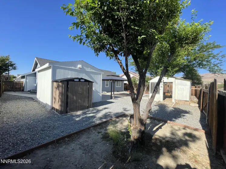 1012 Rose Bud, Yerington, Nevada 89447, 3 Bedrooms Bedrooms, ,2 BathroomsBathrooms,Residential,Residential,Rose Bud,0,260007810