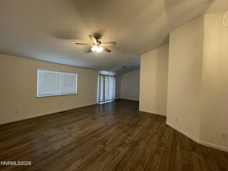 1012 Rose Bud, Yerington, Nevada 89447, 3 Bedrooms Bedrooms, ,2 BathroomsBathrooms,Residential,Residential,Rose Bud,0,260007810