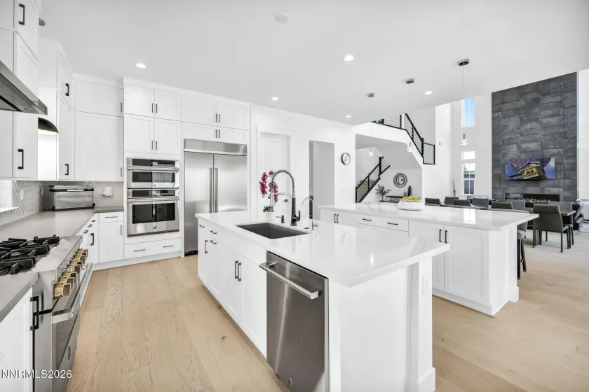 5445 Side Saddle, Reno, Nevada 89511, 5 Bedrooms Bedrooms, ,6 BathroomsBathrooms,Residential,Residential,Side Saddle,0,260007813