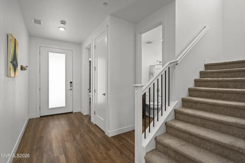 2926 Earthstone, Sparks, Nevada 89436, 4 Bedrooms Bedrooms, ,3 BathroomsBathrooms,Residential,Residential,Earthstone,0,260007817