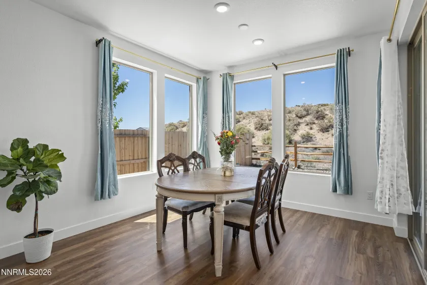 2926 Earthstone, Sparks, Nevada 89436, 4 Bedrooms Bedrooms, ,3 BathroomsBathrooms,Residential,Residential,Earthstone,0,260007817