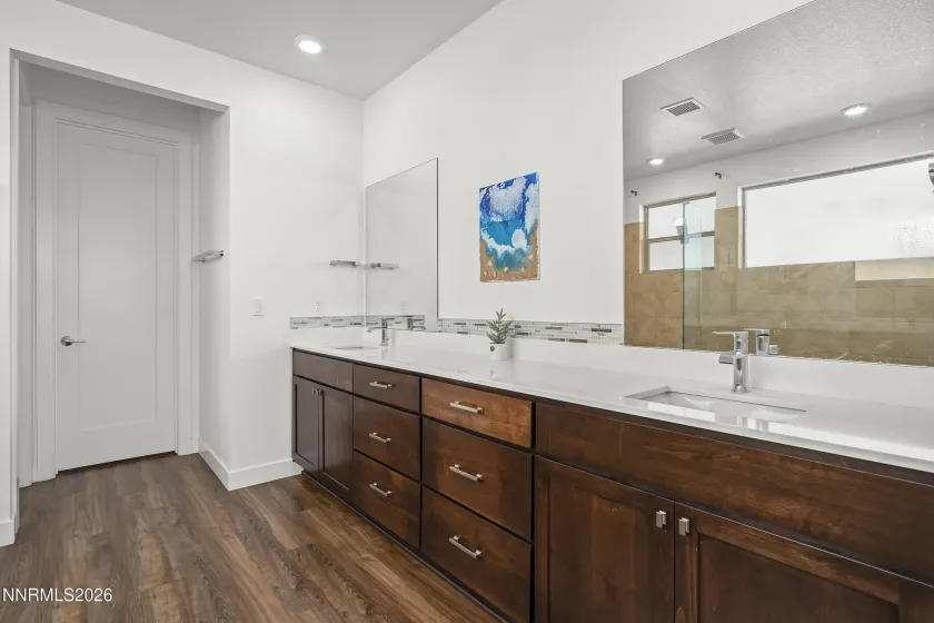 2926 Earthstone, Sparks, Nevada 89436, 4 Bedrooms Bedrooms, ,3 BathroomsBathrooms,Residential,Residential,Earthstone,0,260007817