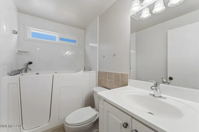 Guest Bathoom