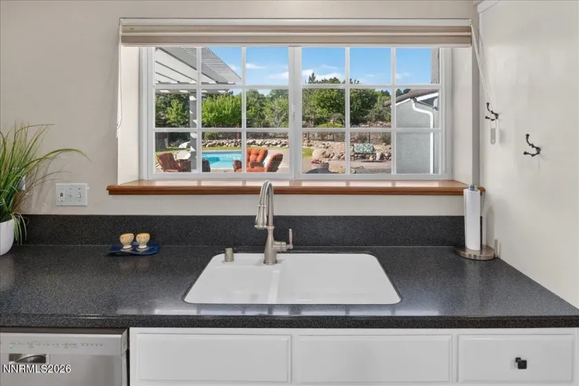 15100 Broili, Reno, Nevada 89511, 4 Bedrooms Bedrooms, ,4 BathroomsBathrooms,Residential,Residential,Broili,0,260007819