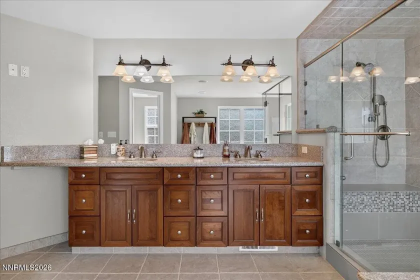 15100 Broili, Reno, Nevada 89511, 4 Bedrooms Bedrooms, ,4 BathroomsBathrooms,Residential,Residential,Broili,0,260007819