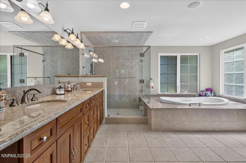 15100 Broili, Reno, Nevada 89511, 4 Bedrooms Bedrooms, ,4 BathroomsBathrooms,Residential,Residential,Broili,0,260007819