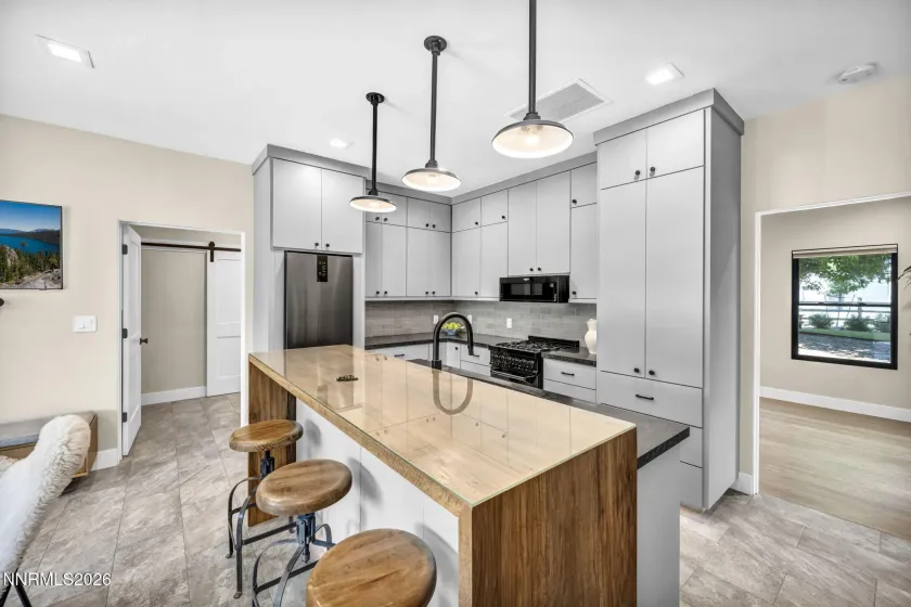 5345 Cross Creek Lane, Reno, Nevada 89511, 5 Bedrooms Bedrooms, ,5 BathroomsBathrooms,Residential,Residential,Cross Creek Lane,0,260007824