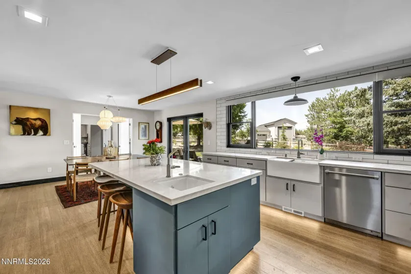 5345 Cross Creek Lane, Reno, Nevada 89511, 5 Bedrooms Bedrooms, ,5 BathroomsBathrooms,Residential,Residential,Cross Creek Lane,0,260007824