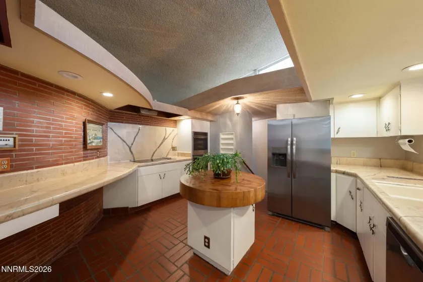 7777 Lakeside, Reno, Nevada 89511, 3 Bedrooms Bedrooms, ,3 BathroomsBathrooms,Residential,Residential,Lakeside,0,260007825