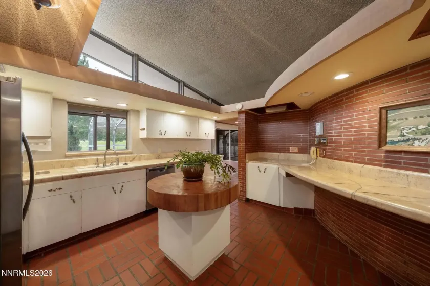 7777 Lakeside, Reno, Nevada 89511, 3 Bedrooms Bedrooms, ,3 BathroomsBathrooms,Residential,Residential,Lakeside,0,260007825