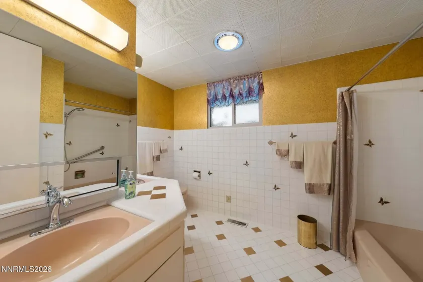 7777 Lakeside, Reno, Nevada 89511, 3 Bedrooms Bedrooms, ,3 BathroomsBathrooms,Residential,Residential,Lakeside,0,260007825