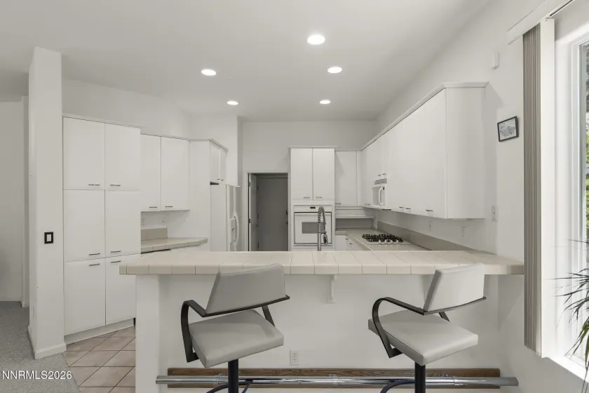 1705 Hunter Creek, Reno, Nevada 89519, 2 Bedrooms Bedrooms, ,3 BathroomsBathrooms,Residential,Residential,Hunter Creek,0,260007827