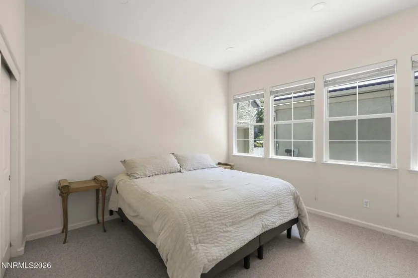 1705 Hunter Creek, Reno, Nevada 89519, 2 Bedrooms Bedrooms, ,3 BathroomsBathrooms,Residential,Residential,Hunter Creek,0,260007827