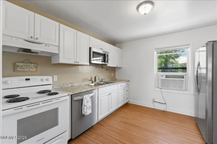 815 Maddux, Reno, Nevada 89512, 3 Bedrooms Bedrooms, ,1 BathroomBathrooms,Residential,Residential,Maddux,0,260007828