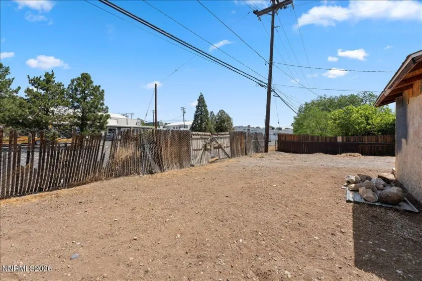 815 Maddux, Reno, Nevada 89512, 3 Bedrooms Bedrooms, ,1 BathroomBathrooms,Residential,Residential,Maddux,0,260007828