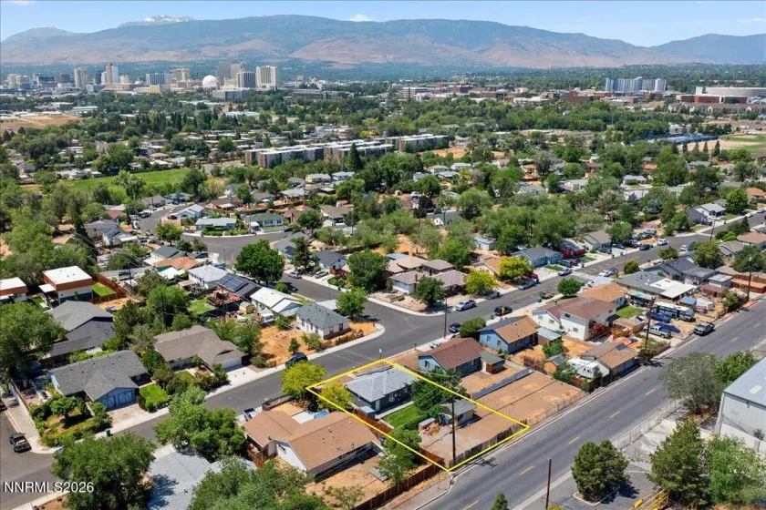 815 Maddux, Reno, Nevada 89512, 3 Bedrooms Bedrooms, ,1 BathroomBathrooms,Residential,Residential,Maddux,0,260007828