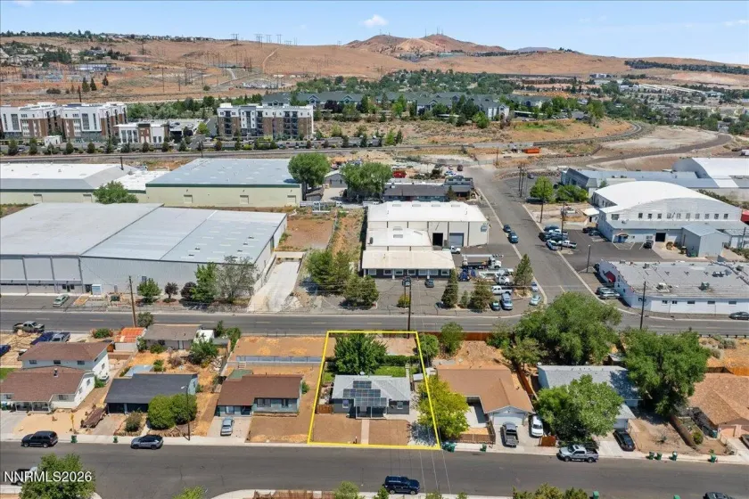 815 Maddux, Reno, Nevada 89512, 3 Bedrooms Bedrooms, ,1 BathroomBathrooms,Residential,Residential,Maddux,0,260007828