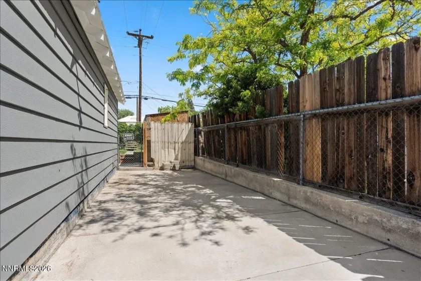 815 Maddux, Reno, Nevada 89512, 3 Bedrooms Bedrooms, ,1 BathroomBathrooms,Residential,Residential,Maddux,0,260007828