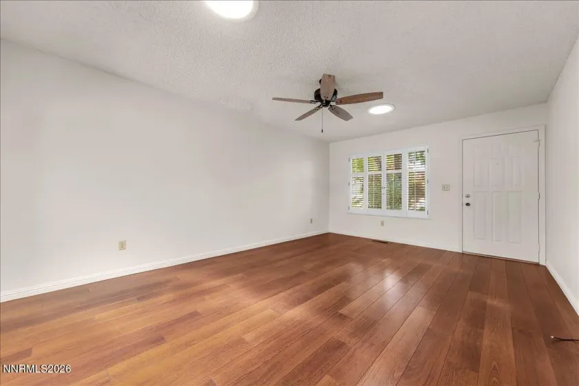 2212 Sycamore Glen, Sparks, Nevada 89434, 3 Bedrooms Bedrooms, ,2 BathroomsBathrooms,Residential,Residential,Sycamore Glen,0,260007831