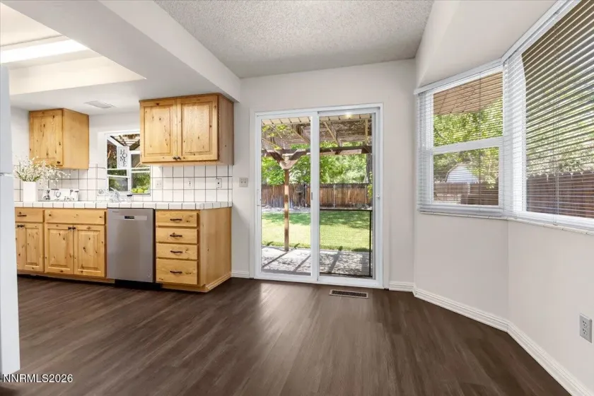 2212 Sycamore Glen, Sparks, Nevada 89434, 3 Bedrooms Bedrooms, ,2 BathroomsBathrooms,Residential,Residential,Sycamore Glen,0,260007831