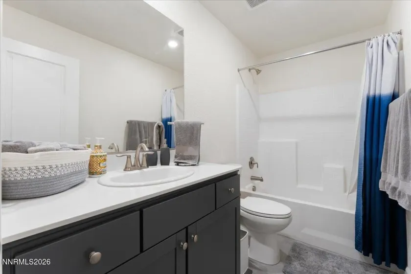 548 Fox Branch, Sparks, Nevada 89441, 4 Bedrooms Bedrooms, ,3 BathroomsBathrooms,Residential,Residential,Fox Branch,0,260007832