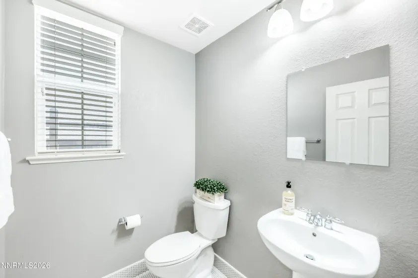 6711 Altesino, Sparks, Nevada 89436, 4 Bedrooms Bedrooms, ,3 BathroomsBathrooms,Residential,Residential,Altesino,0,260007834