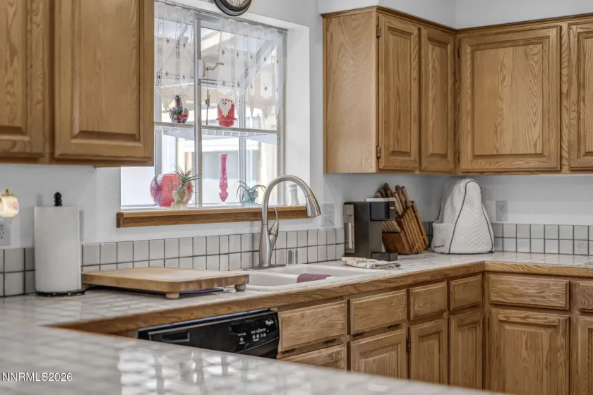 1198 Coral, Carson City, Nevada 89703, 3 Bedrooms Bedrooms, ,2 BathroomsBathrooms,Residential,Residential,Coral,0,260007837