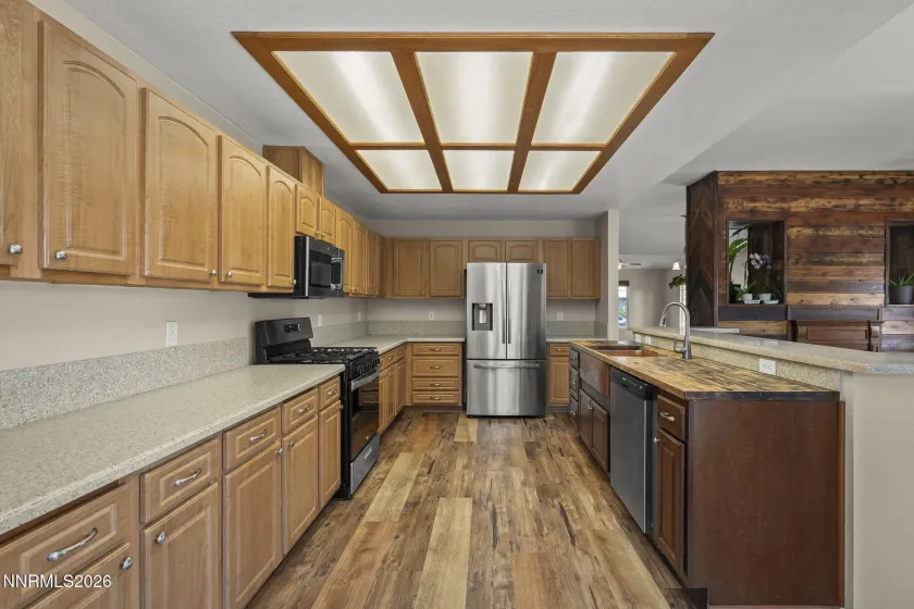 208 Brunke, Sparks, Nevada 89436, 4 Bedrooms Bedrooms, ,2 BathroomsBathrooms,Residential,Residential,Brunke,0,260007846