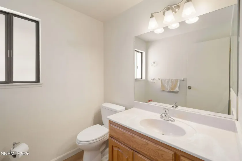 1423 Eastwood, Reno, Nevada 89509, 5 Bedrooms Bedrooms, ,3 BathroomsBathrooms,Residential,Residential,Eastwood,0,260007847