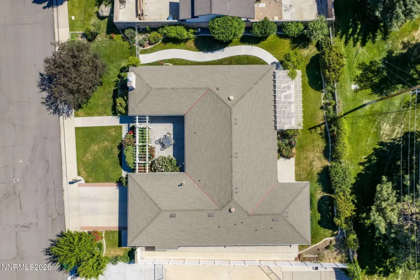 1423 Eastwood, Reno, Nevada 89509, 5 Bedrooms Bedrooms, ,3 BathroomsBathrooms,Residential,Residential,Eastwood,0,260007847