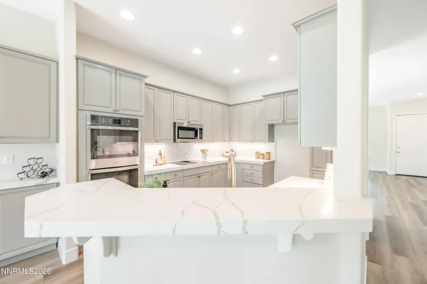 1690 Caughlin Creek, Reno, Nevada 89519, 3 Bedrooms Bedrooms, ,2 BathroomsBathrooms,Residential,Residential,Caughlin Creek,0,260007854