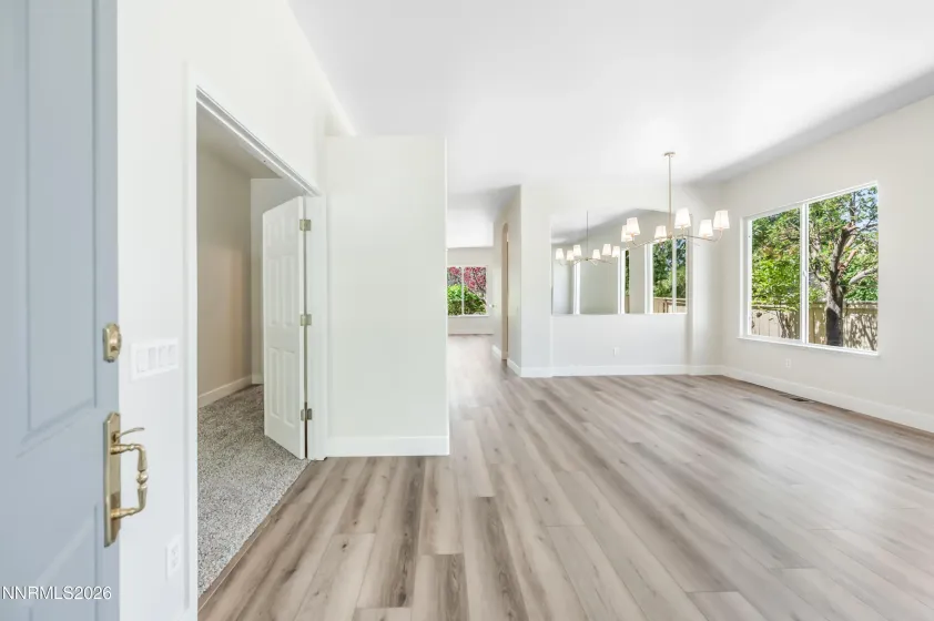 1690 Caughlin Creek, Reno, Nevada 89519, 3 Bedrooms Bedrooms, ,2 BathroomsBathrooms,Residential,Residential,Caughlin Creek,0,260007854