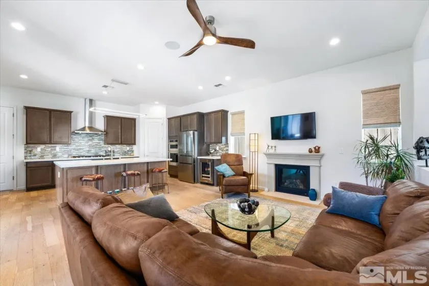 2261 Paint Horse, Reno, Nevada 89521, 2 Bedrooms Bedrooms, ,2 BathroomsBathrooms,Residential,Residential,Paint Horse,0,260007857