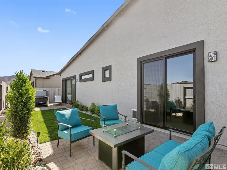 2261 Paint Horse, Reno, Nevada 89521, 2 Bedrooms Bedrooms, ,2 BathroomsBathrooms,Residential,Residential,Paint Horse,0,260007857