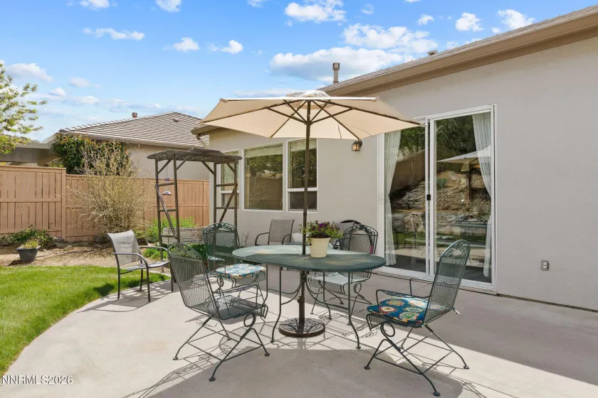 10770 Summer Glen, Reno, Nevada 89521, 4 Bedrooms Bedrooms, ,3 BathroomsBathrooms,Residential,Residential,Summer Glen,0,260007859
