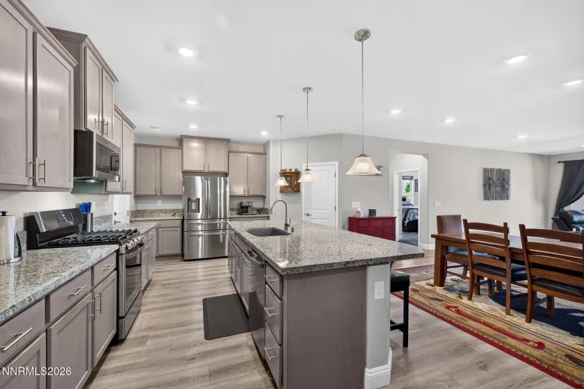 Kitchen/Dining Area
