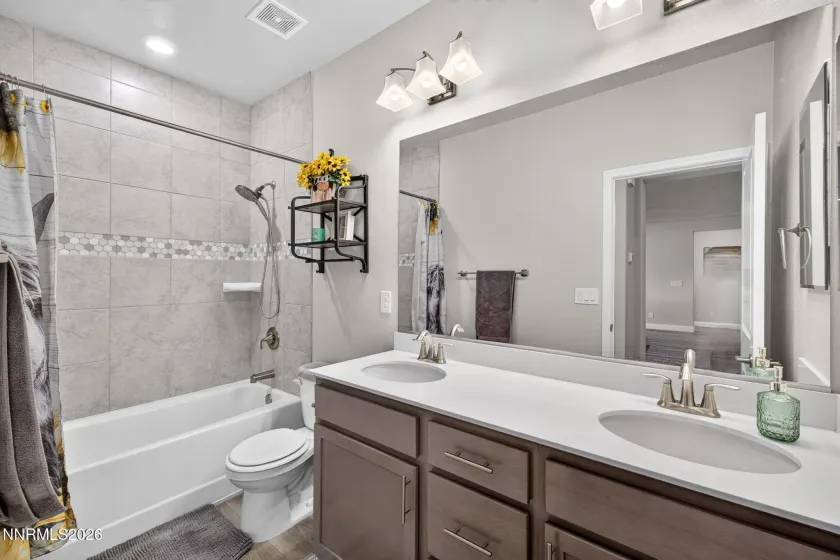 2291 Cloud Berry, Sparks, Nevada 89441, 4 Bedrooms Bedrooms, ,3 BathroomsBathrooms,Residential,Residential,Cloud Berry,0,260007882