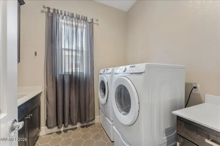 7383 Rustic Sky, Sparks, Nevada 89436, 2 Bedrooms Bedrooms, ,2 BathroomsBathrooms,Residential,Residential,Rustic Sky,0,260007895
