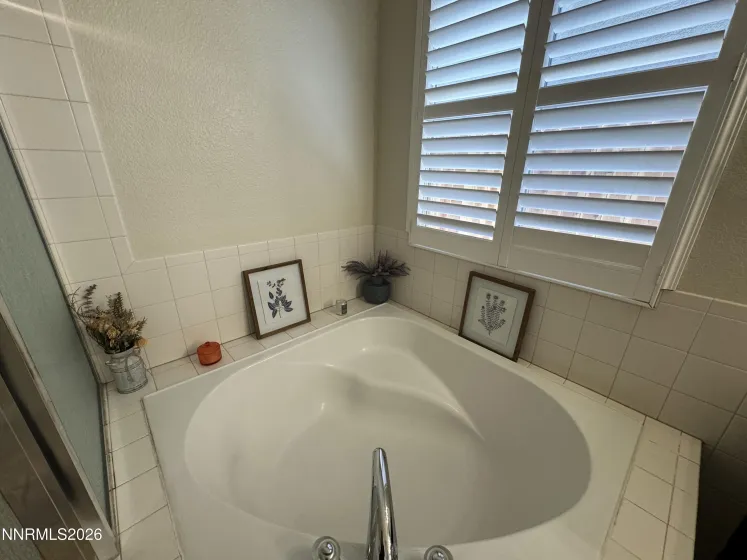1875 Badlands, Reno, Nevada 89521, 3 Bedrooms Bedrooms, ,2 BathroomsBathrooms,Residential,Residential,Badlands,0,260007899