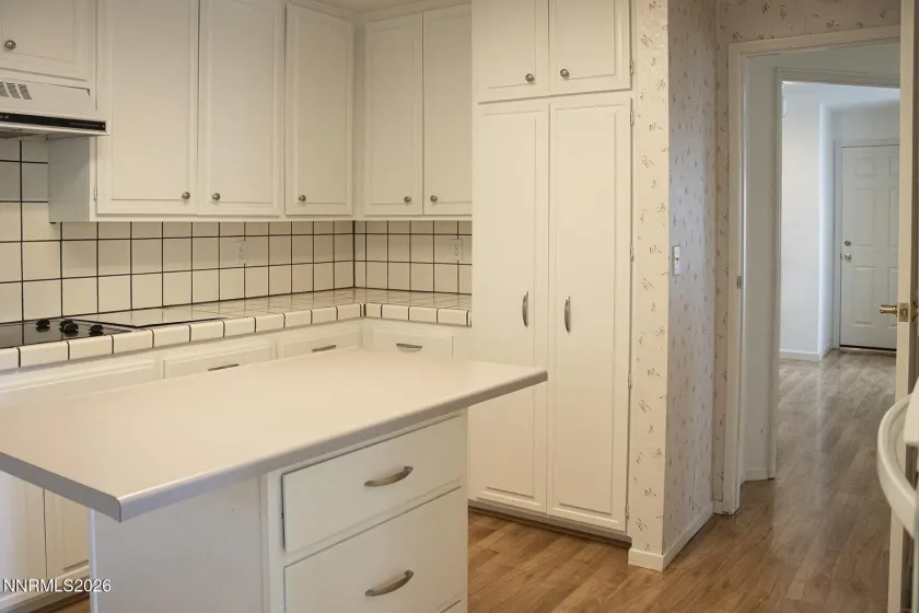 304 Lorraine, Reno, Nevada 89509, 2 Bedrooms Bedrooms, ,3 BathroomsBathrooms,Residential,Residential,Lorraine,0,260007901