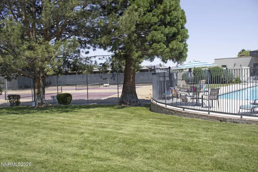 304 Lorraine, Reno, Nevada 89509, 2 Bedrooms Bedrooms, ,3 BathroomsBathrooms,Residential,Residential,Lorraine,0,260007901
