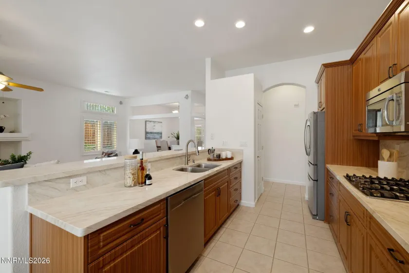 3230 Grove Springs, Sparks, Nevada 89436, 3 Bedrooms Bedrooms, ,2 BathroomsBathrooms,Residential,Residential,Grove Springs,0,260007902