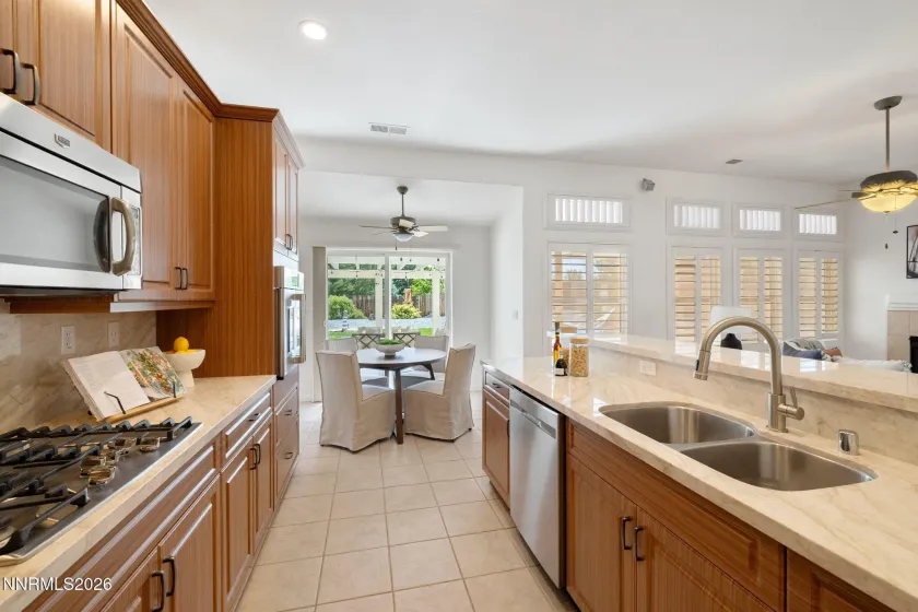 3230 Grove Springs, Sparks, Nevada 89436, 3 Bedrooms Bedrooms, ,2 BathroomsBathrooms,Residential,Residential,Grove Springs,0,260007902