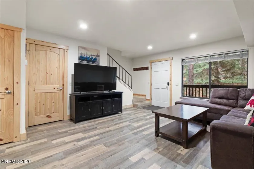 1200 Wildwood, South Lake Tahoe, California 96150, 2 Bedrooms Bedrooms, ,2 BathroomsBathrooms,Residential,Residential,Wildwood,0,260005617