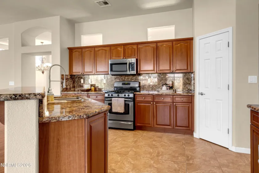 10225 Donnay, Reno, Nevada 89521, 4 Bedrooms Bedrooms, ,2 BathroomsBathrooms,Residential,Residential,Donnay,0,260007907