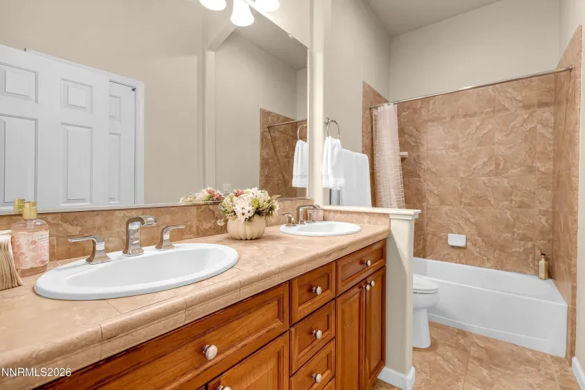 10225 Donnay, Reno, Nevada 89521, 4 Bedrooms Bedrooms, ,2 BathroomsBathrooms,Residential,Residential,Donnay,0,260007907
