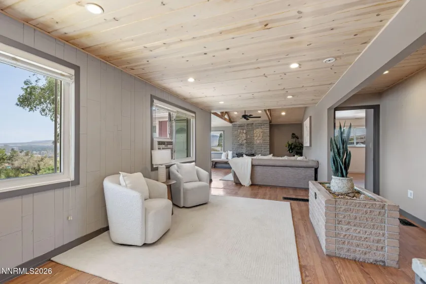 3160 Comstock, Reno, Nevada 89512, 3 Bedrooms Bedrooms, ,2 BathroomsBathrooms,Residential,Residential,Comstock,0,260007911