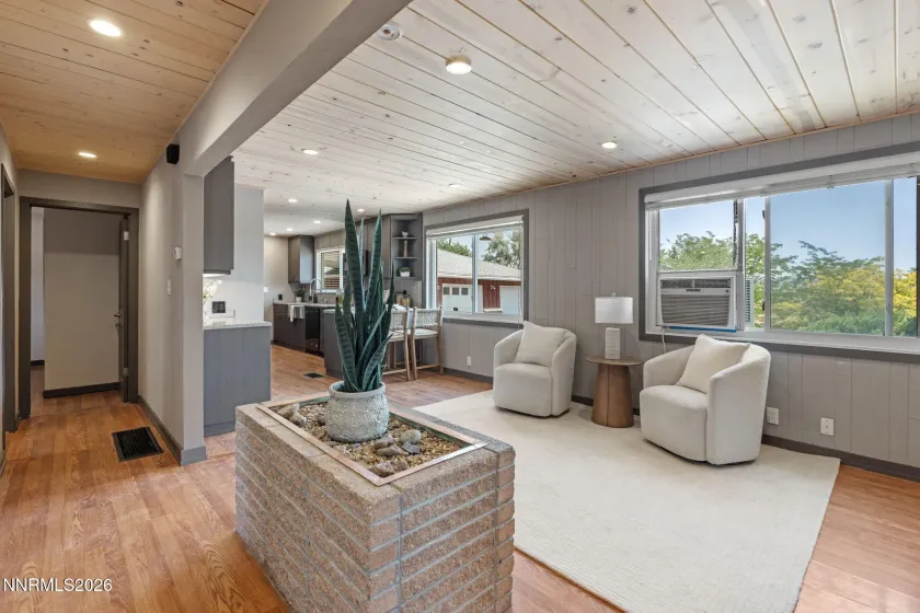 3160 Comstock, Reno, Nevada 89512, 3 Bedrooms Bedrooms, ,2 BathroomsBathrooms,Residential,Residential,Comstock,0,260007911